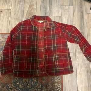 Like new, Orvis size Large Sherpa jacket. Barely worn, good condition!